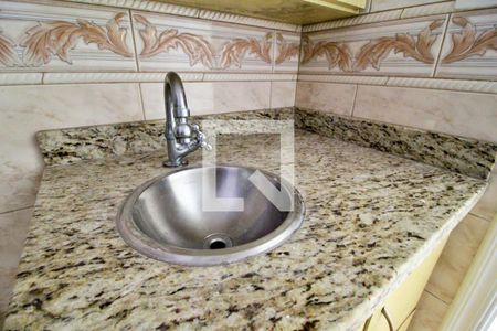 Casa à venda com 260m², 3 quartos e 2 vagasBanheiro