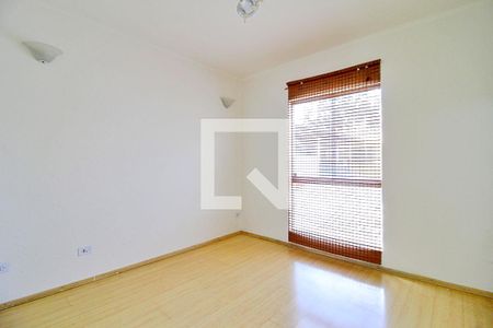 Casa à venda com 260m², 3 quartos e 2 vagasQuarto Suíte