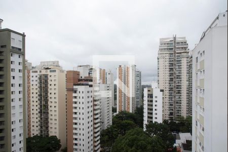Apartamento à venda com 412m², 6 quartos e 4 vagasVista da Suíte 3