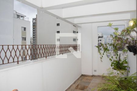 Apartamento à venda com 412m², 6 quartos e 4 vagasVaranda do Banheiro da Suíte 3