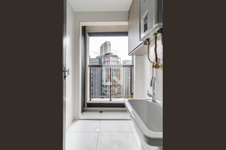 Apartamento para alugar com 68m², 2 quartos e 1 vagaÁrea de serviço