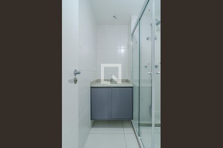 Apartamento para alugar com 68m², 2 quartos e 1 vagaBanheiro da suíte