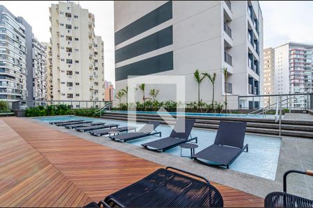 Apartamento para alugar com 68m², 2 quartos e 1 vagaPiscina