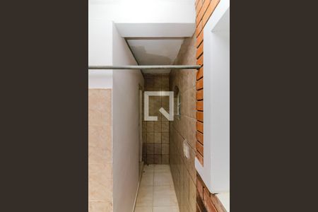 Banheiro de casa para alugar com 1 quarto, 80m² em Vila Amália (zona Norte), São Paulo