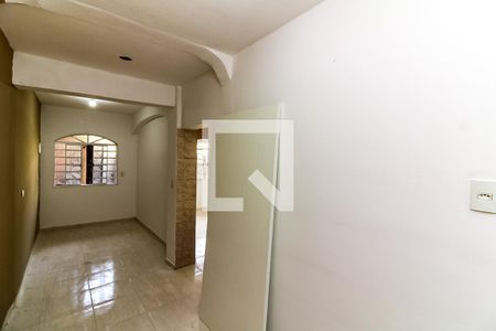 Quarto de casa para alugar com 1 quarto, 80m² em Vila Amália (zona Norte), São Paulo