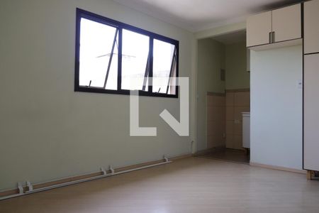 sala de casa para alugar com 2 quartos, 55m² em Vila Fachini, São Paulo