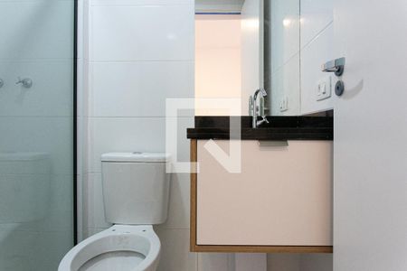 Banheiro de apartamento para alugar com 1 quarto, 30m² em Vila Zilda, São Paulo