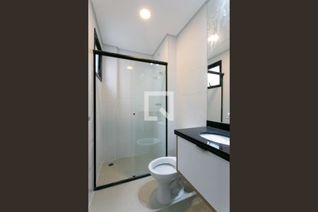 Banheiro de apartamento para alugar com 1 quarto, 30m² em Vila Zilda, São Paulo