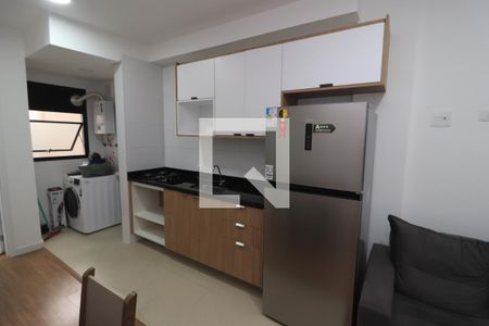 Sala/Cozinha de apartamento para alugar com 1 quarto, 32m² em Vila Zilda, São Paulo