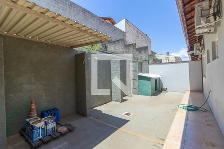Casa para alugar com 150m², 3 quartos e 4 vagas Casa para alugar com 150m², 3 quartos e 4 vagasQuintal