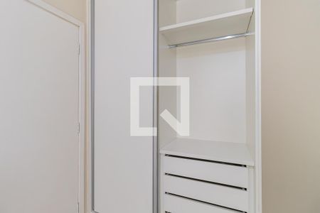 Casa para alugar com 150m², 3 quartos e 4 vagas Casa para alugar com 150m², 3 quartos e 4 vagasQuarto 2 - Armários