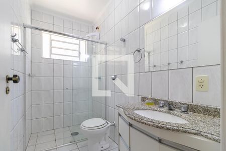 Casa para alugar com 150m², 3 quartos e 4 vagas Casa para alugar com 150m², 3 quartos e 4 vagasBanheiro social