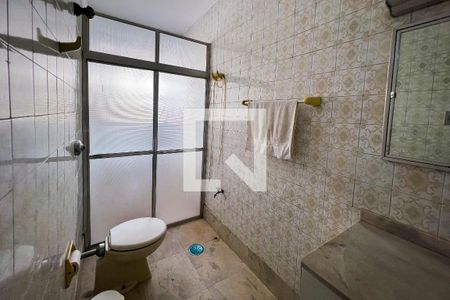 Casa à venda com 100m², 3 quartos e 2 vagasBanheiro