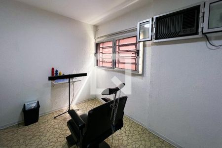 Casa à venda com 100m², 3 quartos e 2 vagasQuarto 2