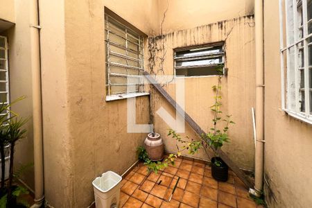 Casa à venda com 100m², 3 quartos e 2 vagasPátio