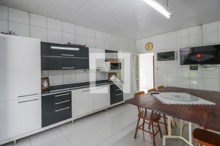 Casa à venda com 5400m², 4 quartos e 5 vagasCozinha