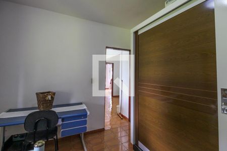 Casa à venda com 5400m², 4 quartos e 5 vagasQuarto 2