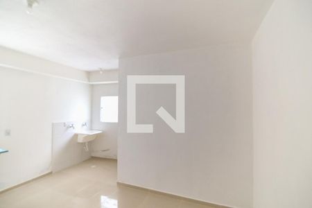 Quarto de kitnet/studio para alugar com 1 quarto, 43m² em Parque Pinheiros, Taboão da Serra