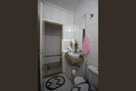 Casa à venda com 210m², 5 quartos e 4 vagas Casa à venda com 210m², 5 quartos e 4 vagasBanheiro