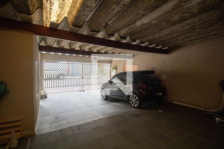 Casa à venda com 210m², 5 quartos e 4 vagas Casa à venda com 210m², 5 quartos e 4 vagasGaragem