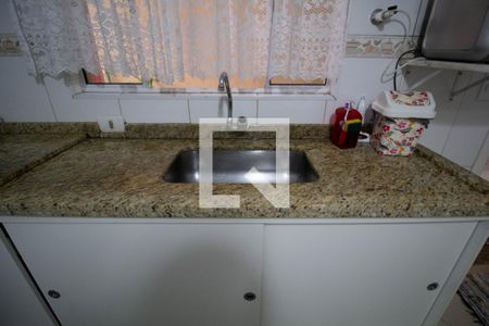 Casa à venda com 210m², 5 quartos e 4 vagas Casa à venda com 210m², 5 quartos e 4 vagasCozinha