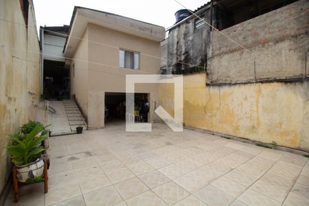 Casa à venda com 210m², 5 quartos e 4 vagas Casa à venda com 210m², 5 quartos e 4 vagasQuintal