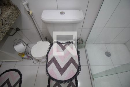 Casa à venda com 210m², 5 quartos e 4 vagas Casa à venda com 210m², 5 quartos e 4 vagasBanheiro