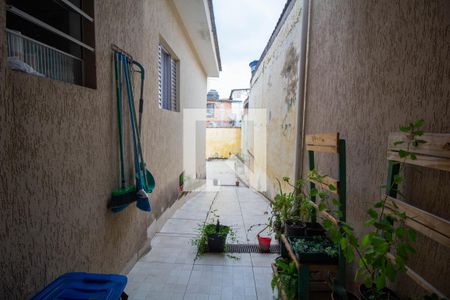 Casa à venda com 210m², 5 quartos e 4 vagas Casa à venda com 210m², 5 quartos e 4 vagasCorredor