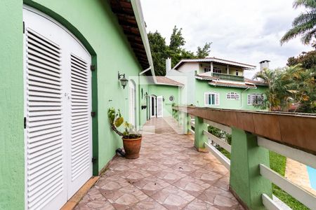 Casa à venda com 700m², 6 quartos e 4 vagas Casa à venda com 700m², 6 quartos e 4 vagasVaranda dos Quartos e Sala de TV