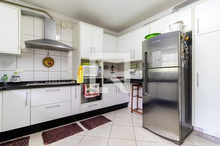 Casa à venda com 700m², 6 quartos e 4 vagas Casa à venda com 700m², 6 quartos e 4 vagasCozinha