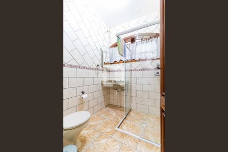 Casa à venda com 700m², 6 quartos e 4 vagas Casa à venda com 700m², 6 quartos e 4 vagasCasa 2 - Bnaheiro