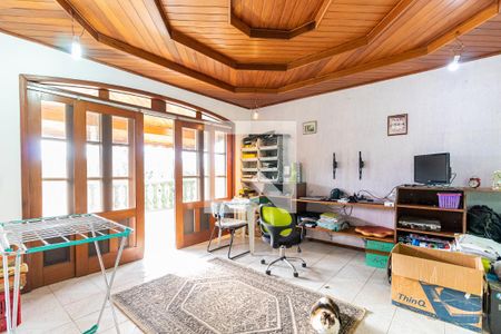 Casa à venda com 700m², 6 quartos e 4 vagas Casa à venda com 700m², 6 quartos e 4 vagasCasa 2 - Quarto 4