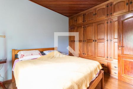 Casa à venda com 700m², 6 quartos e 4 vagas Casa à venda com 700m², 6 quartos e 4 vagasCasa 2 - Quarto 1 - Suíte