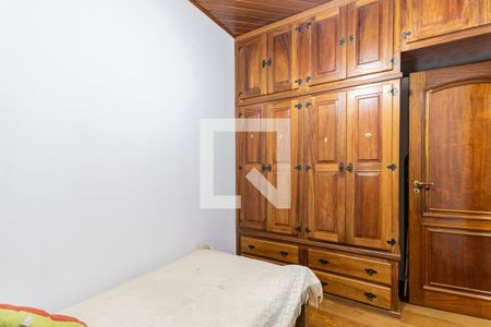 Casa à venda com 700m², 6 quartos e 4 vagas Casa à venda com 700m², 6 quartos e 4 vagasCasa 2 - Quarto 2