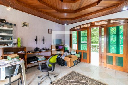 Casa à venda com 700m², 6 quartos e 4 vagas Casa à venda com 700m², 6 quartos e 4 vagasCasa 2 - Quarto 4