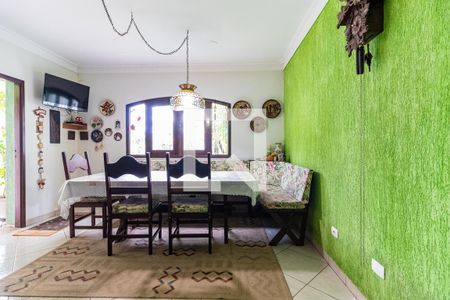 Casa à venda com 700m², 6 quartos e 4 vagas Casa à venda com 700m², 6 quartos e 4 vagasSala 3