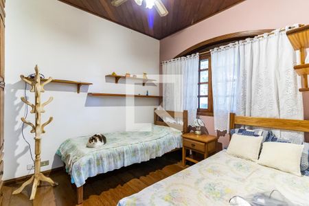 Casa à venda com 700m², 6 quartos e 4 vagas Casa à venda com 700m², 6 quartos e 4 vagasCasa 2 - Quarto 3