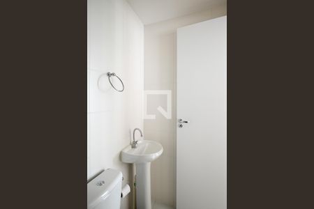 Apartamento para alugar com 35m², 2 quartos e sem vaga Apartamento para alugar com 35m², 2 quartos e sem vagaBanheiro