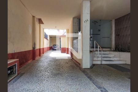 Apartamento para alugar com 64m², 2 quartos e 1 vaga Apartamento para alugar com 64m², 2 quartos e 1 vagaFachada e portaria
