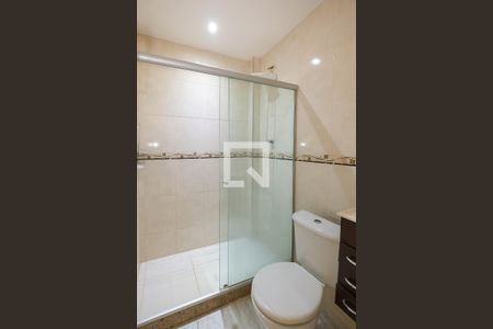 Apartamento para alugar com 64m², 2 quartos e 1 vaga Apartamento para alugar com 64m², 2 quartos e 1 vagaBanheiro da Suíte
