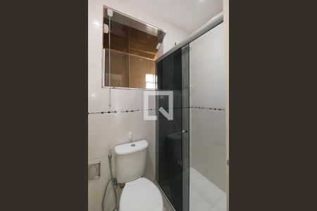 Apartamento para alugar com 64m², 2 quartos e 1 vaga Apartamento para alugar com 64m², 2 quartos e 1 vagaBanheiro Corredor