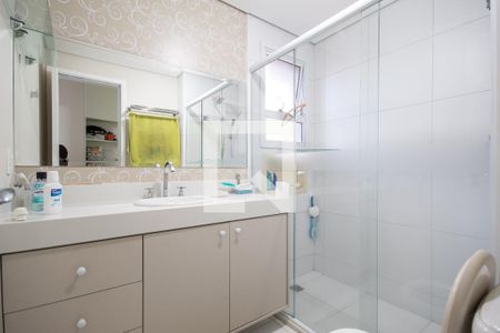 Apartamento à venda com 113m², 3 quartos e 2 vagas Apartamento à venda com 113m², 3 quartos e 2 vagasBanheiro da Suíte 1