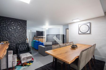 Apartamento à venda com 113m², 3 quartos e 2 vagas Apartamento à venda com 113m², 3 quartos e 2 vagasSala