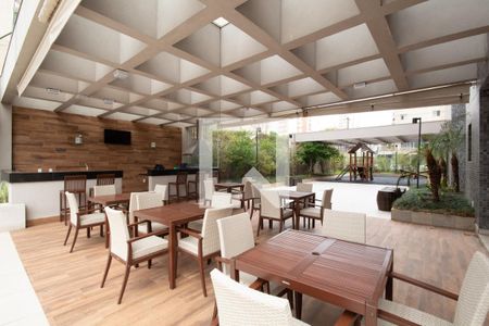 Apartamento à venda com 113m², 3 quartos e 2 vagas Apartamento à venda com 113m², 3 quartos e 2 vagasÁrea comum - Churrasqueira