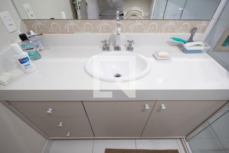 Apartamento à venda com 113m², 3 quartos e 2 vagas Apartamento à venda com 113m², 3 quartos e 2 vagasBanheiro da Suíte 1