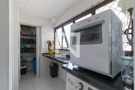 Apartamento à venda com 98m², 3 quartos e 1 vagaÁrea de serviço