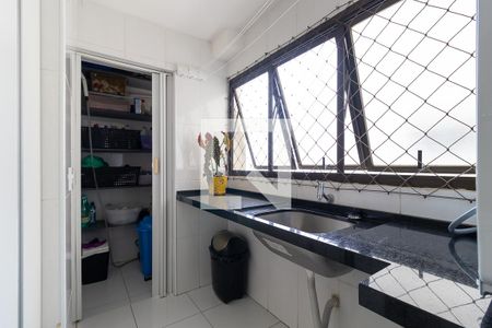 Apartamento à venda com 98m², 3 quartos e 1 vagaÁrea de serviço