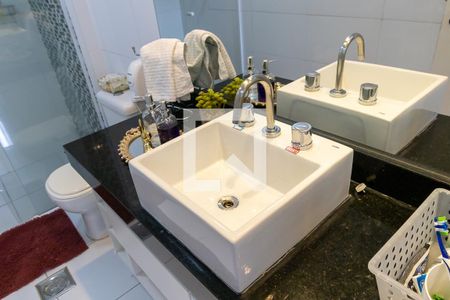 Apartamento à venda com 98m², 3 quartos e 1 vagaBanheiro social