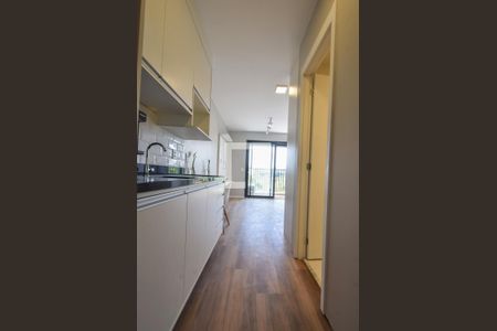 Cozinha  de kitnet/studio para alugar com 1 quarto, 24m² em Brooklin Paulista, São Paulo