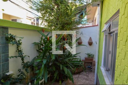 Casa de condomínio à venda com 240m², 4 quartos e 5 vagasJardim 